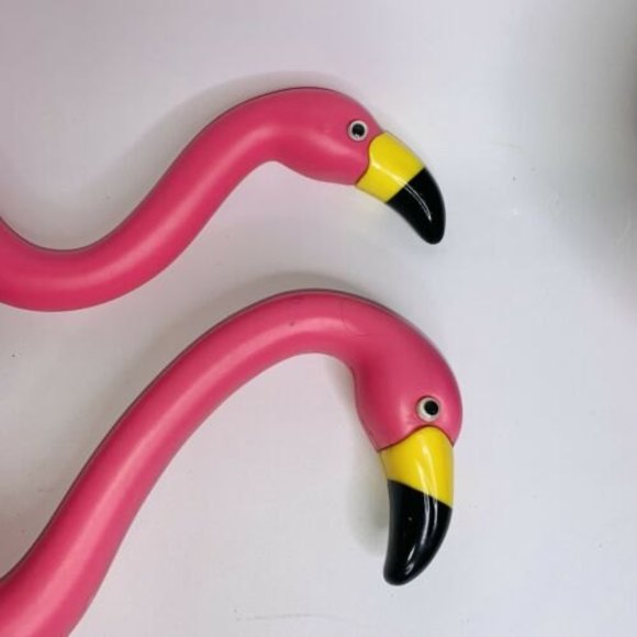 2 Vintage PINK PLASTIC FLAMINGO 20 Inch Blow Mold Yard Decor Garden Lawn - Picture 8 of 12